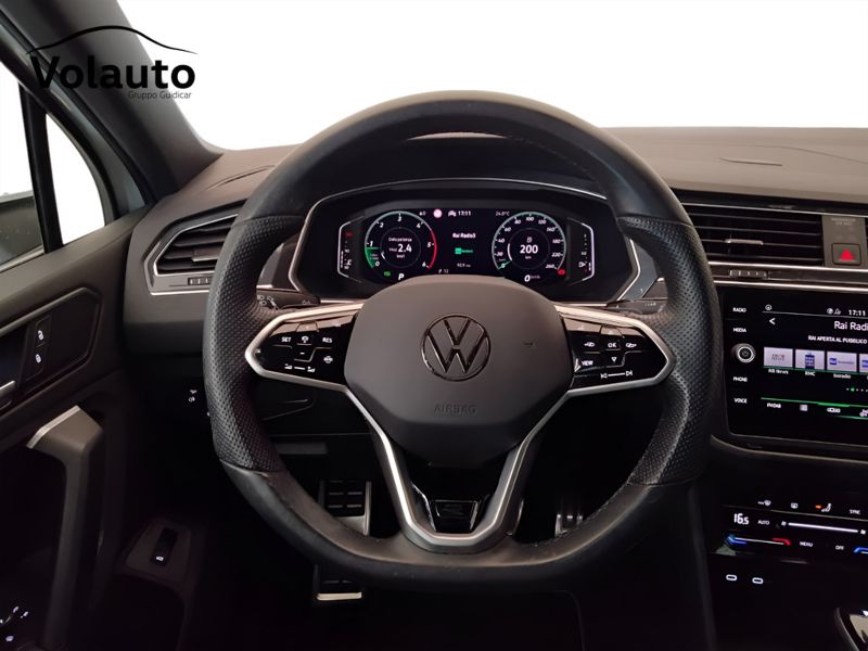 GuidiCar - VOLKSWAGEN Tiguan 2023 Tiguan 2.0 tdi scr R-Line 150cv dsg Usato