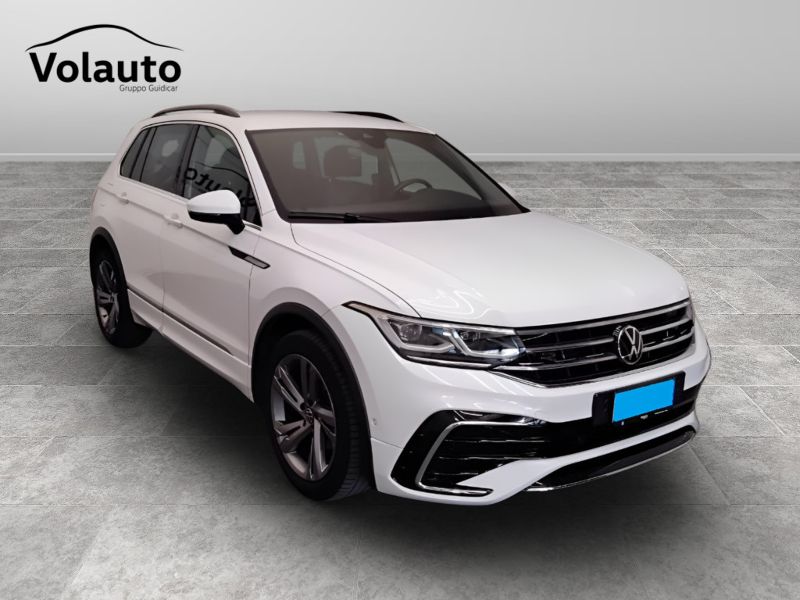 GuidiCar - VOLKSWAGEN Tiguan 2023 Tiguan 2.0 tdi scr R-Line 150cv dsg Usato