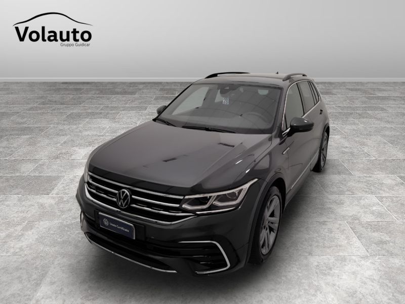 GuidiCar - VOLKSWAGEN Tiguan 2023 Tiguan 2.0 tdi scr R-Line 150cv dsg Usato