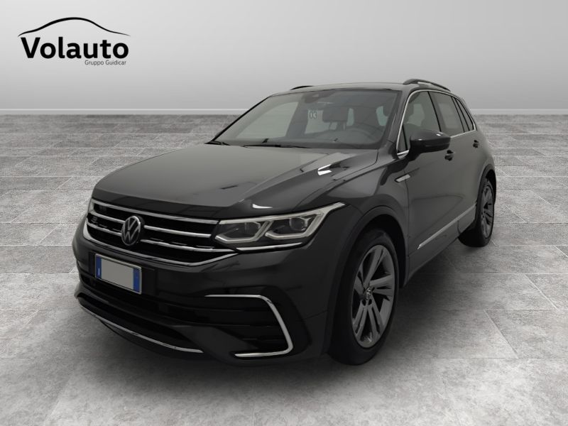 GuidiCar - VOLKSWAGEN Tiguan 2023 Tiguan 2.0 tdi scr R-Line 150cv dsg Usato