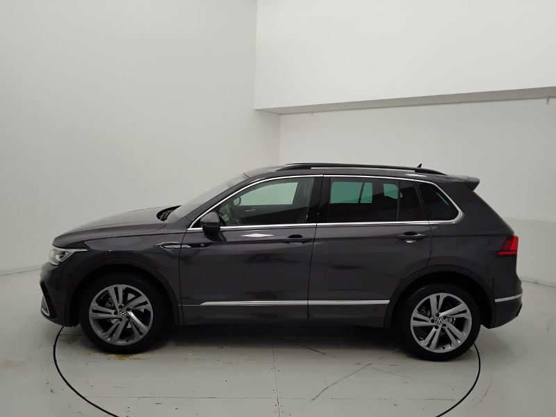 GuidiCar - VOLKSWAGEN Tiguan 2021 Tiguan 2.0 tdi scr R-Line 4motion 150cv dsg Usato