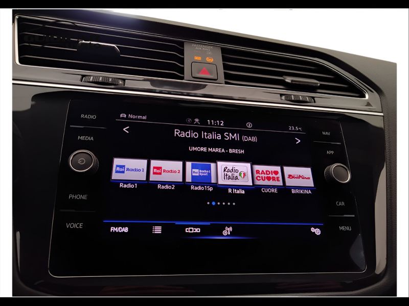 GuidiCar - VOLKSWAGEN Tiguan 2021 Tiguan 2.0 tdi scr R-Line 4motion 150cv dsg Usato