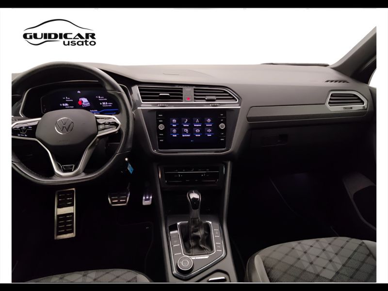 GuidiCar - VOLKSWAGEN Tiguan 2021 Tiguan 2.0 tdi scr R-Line 4motion 150cv dsg Usato