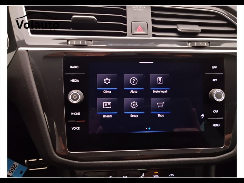 GuidiCar - VOLKSWAGEN Tiguan 2021 Tiguan 2.0 tdi scr R-Line 4motion 150cv dsg Usato