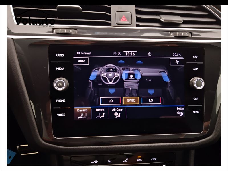GuidiCar - VOLKSWAGEN Tiguan 2021 Tiguan 2.0 tdi scr R-Line 4motion 150cv dsg Usato