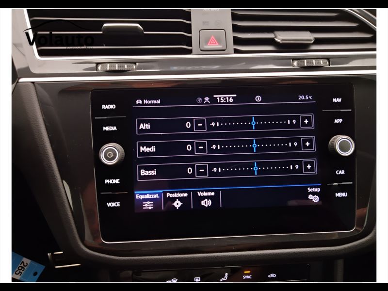 GuidiCar - VOLKSWAGEN Tiguan 2021 Tiguan 2.0 tdi scr R-Line 4motion 150cv dsg Usato