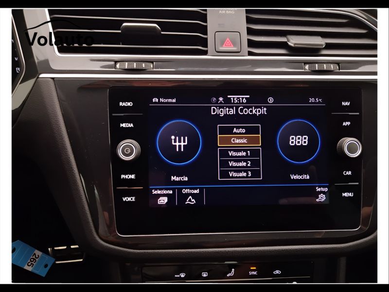 GuidiCar - VOLKSWAGEN Tiguan 2021 Tiguan 2.0 tdi scr R-Line 4motion 150cv dsg Usato