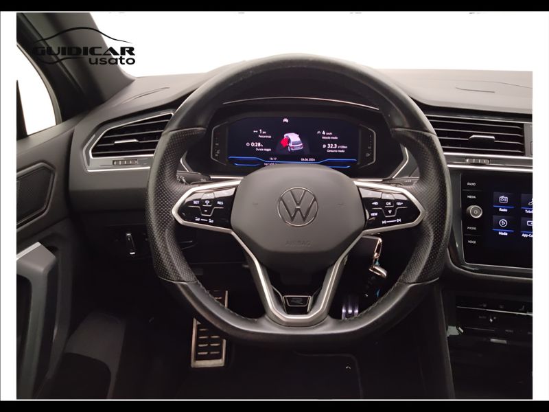 GuidiCar - VOLKSWAGEN Tiguan 2021 Tiguan 2.0 tdi scr R-Line 4motion 150cv dsg Usato