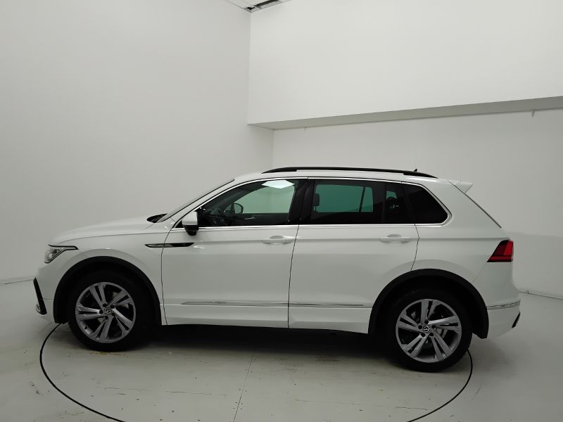 GuidiCar - VOLKSWAGEN Tiguan 2021 Tiguan 2.0 tdi scr R-Line 4motion 150cv dsg Usato