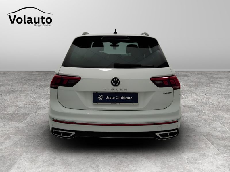 GuidiCar - VOLKSWAGEN Tiguan 2021 Tiguan 2.0 tdi scr R-Line 4motion 150cv dsg Usato