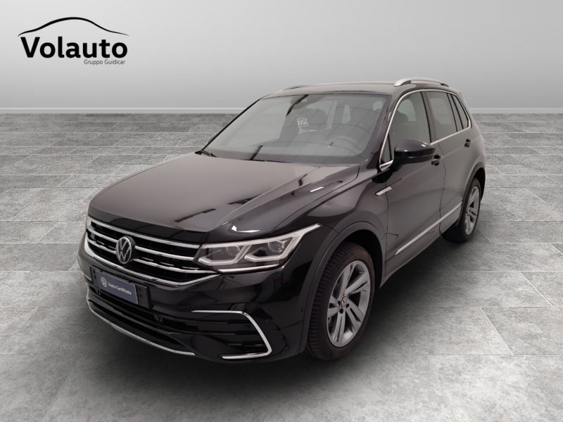 GuidiCar - VOLKSWAGEN Tiguan 2023 Tiguan 2.0 tdi scr R-Line 4motion 200cv dsg Aziendale