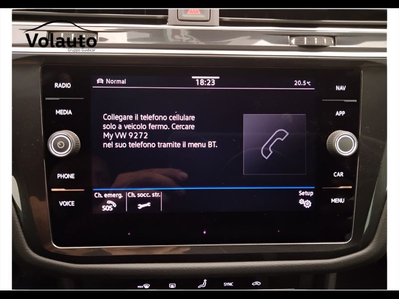 GuidiCar - VOLKSWAGEN Tiguan 2023 Tiguan 2.0 tdi scr R-Line 4motion 200cv dsg Aziendale