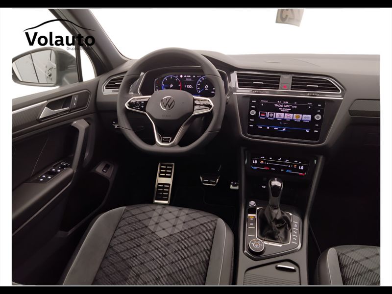 GuidiCar - VOLKSWAGEN Tiguan 2023 Tiguan 2.0 tdi scr R-Line 4motion 200cv dsg Aziendale