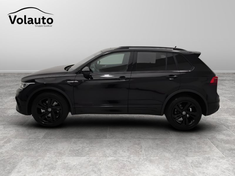 GuidiCar - VOLKSWAGEN Tiguan 2023 Tiguan 2.0 tsi R-Line 4motion 190cv dsg Usato