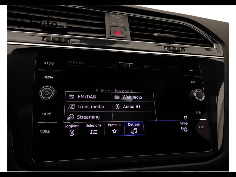 GuidiCar - VOLKSWAGEN Tiguan 2023 Tiguan 2.0 tsi R-Line 4motion 190cv dsg Usato