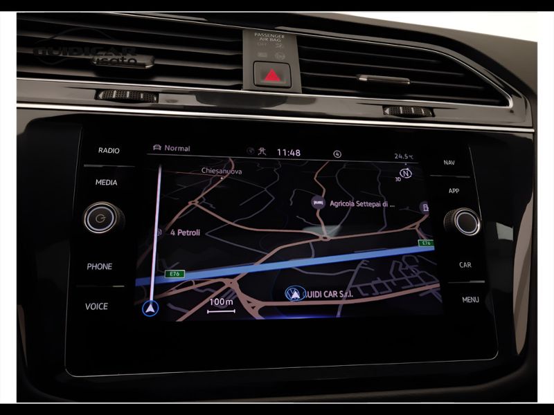 GuidiCar - VOLKSWAGEN Tiguan 2023 Tiguan 2.0 tsi R-Line 4motion 190cv dsg Usato