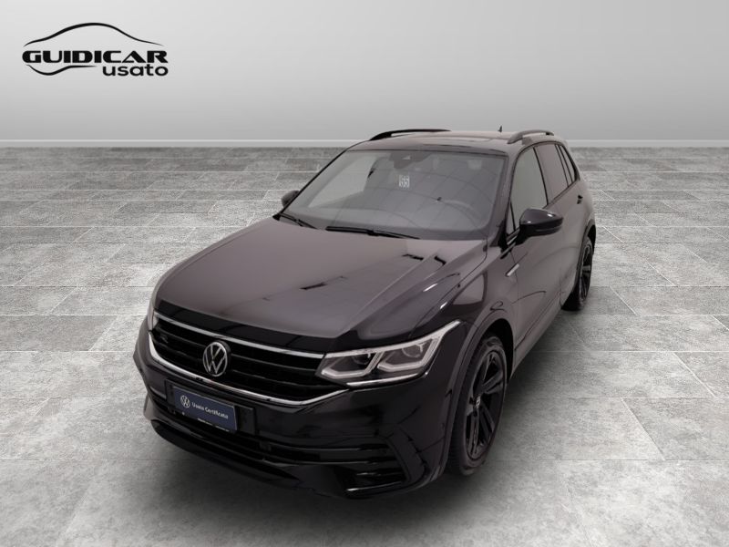 GuidiCar - VOLKSWAGEN Tiguan 2023 Tiguan 2.0 tsi R-Line 4motion 190cv dsg Usato
