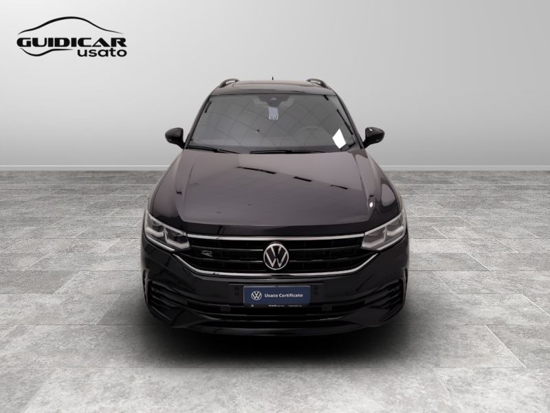 GuidiCar - VOLKSWAGEN Tiguan 2023 Tiguan 2.0 tsi R-Line 4motion 190cv dsg Usato