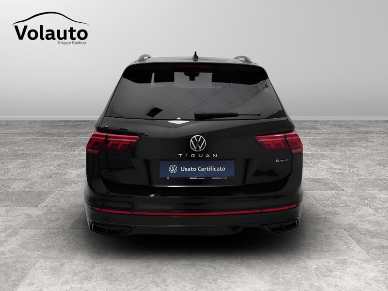 GuidiCar - VOLKSWAGEN Tiguan 2023 Tiguan 2.0 tsi R-Line 4motion 190cv dsg Usato