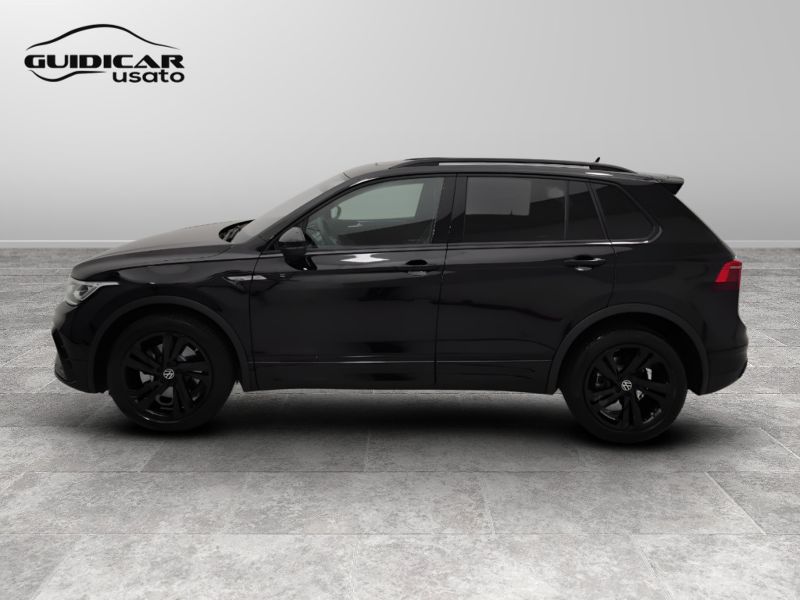 GuidiCar - VOLKSWAGEN Tiguan 2023 Tiguan 2.0 tsi R-Line 4motion 190cv dsg Usato
