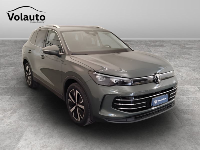 GuidiCar - VOLKSWAGEN Tiguan 2025 Tiguan 1.5 etsi evo Elegance 150cv dsg Km0