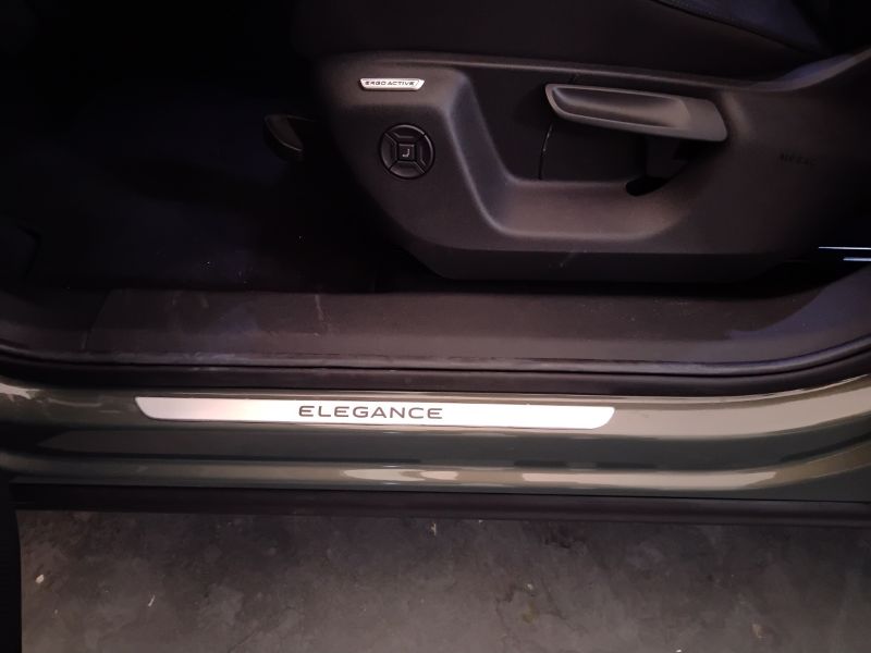 GuidiCar - VOLKSWAGEN Tiguan 2025 Tiguan 1.5 etsi evo Elegance 150cv dsg Km0