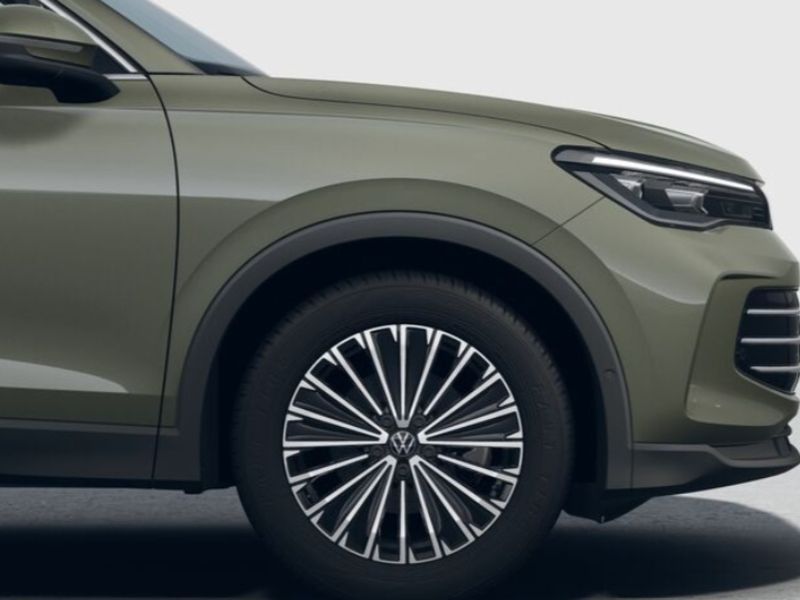 GuidiCar - VOLKSWAGEN Tiguan 1 Tiguan 1.5 etsi evo Elegance 150cv dsg Nuovo