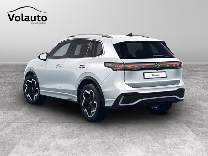 GuidiCar - VOLKSWAGEN Tiguan 1 Tiguan 1.5 etsi evo R-Line 150cv dsg Nuovo