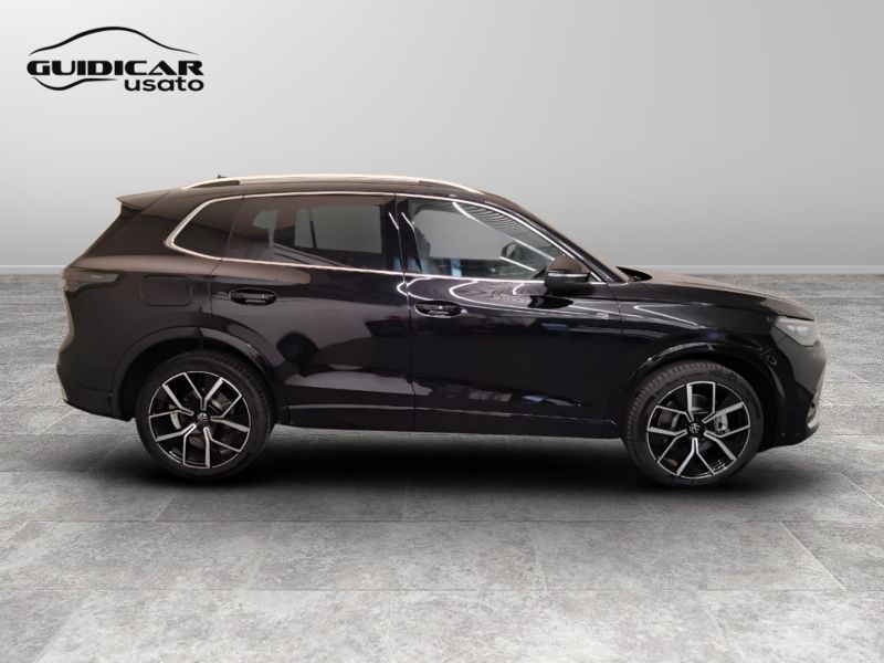 GuidiCar - VOLKSWAGEN Tiguan 2024 Tiguan 2.0 tdi R-Line dsg Km0