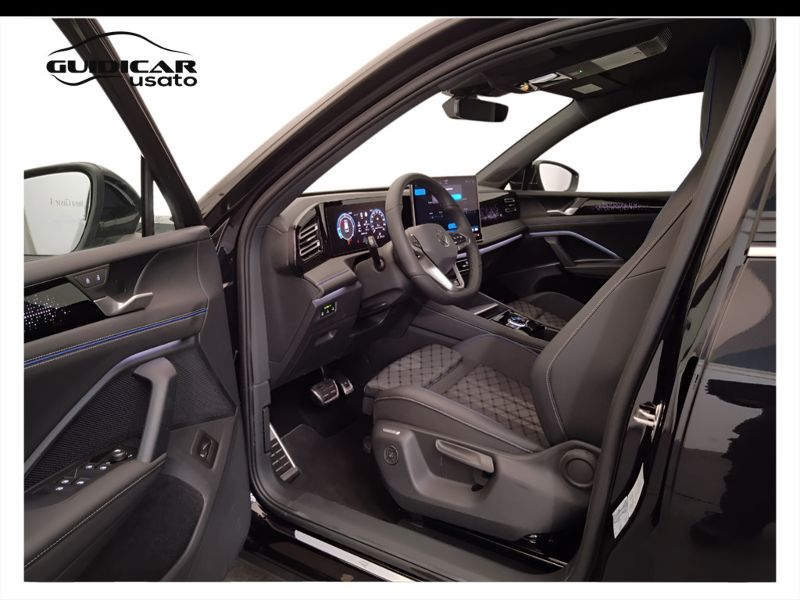 GuidiCar - VOLKSWAGEN Tiguan 2024 Tiguan 2.0 tdi R-Line dsg Km0