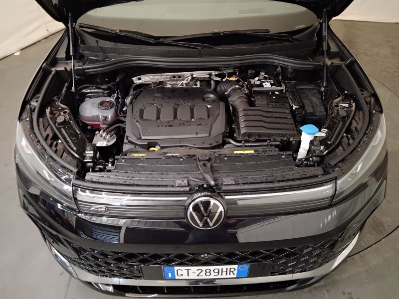 GuidiCar - VOLKSWAGEN Tiguan 2024 Tiguan 2.0 tdi R-Line dsg Km0