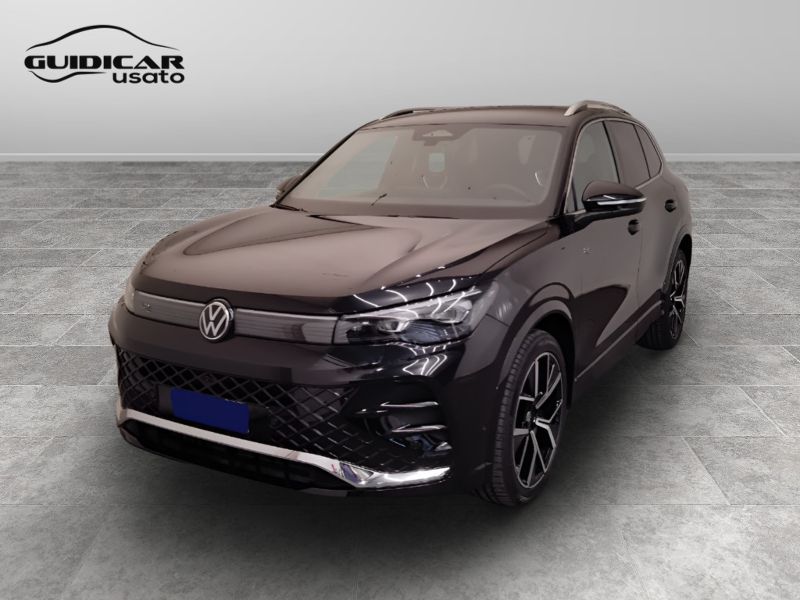 GuidiCar - VOLKSWAGEN Tiguan 2024 Tiguan 2.0 tdi R-Line dsg Km0