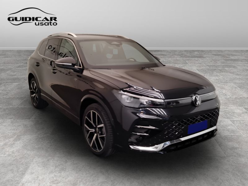 GuidiCar - VOLKSWAGEN Tiguan 2024 Tiguan 2.0 tdi R-Line dsg Km0