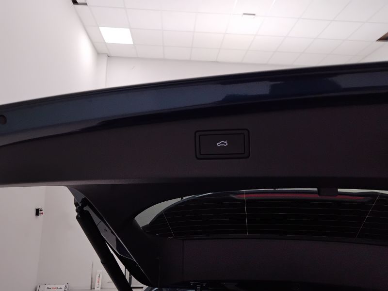 GuidiCar - VOLKSWAGEN Tiguan 2024 Tiguan 2.0 tdi R-Line dsg Km0