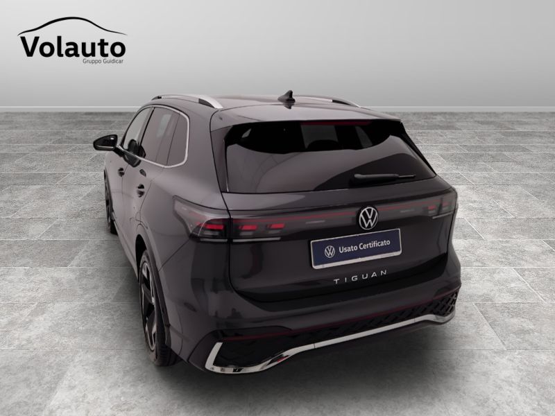 GuidiCar - VOLKSWAGEN Tiguan 2024 Tiguan 2.0 tdi R-Line dsg Usato