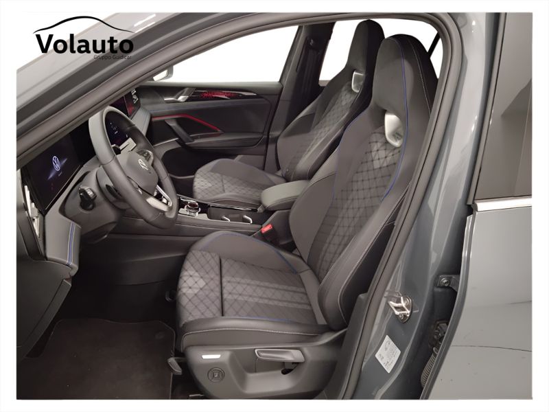 GuidiCar - VOLKSWAGEN Tiguan 2024 Tiguan 2.0 tdi R-Line dsg Usato