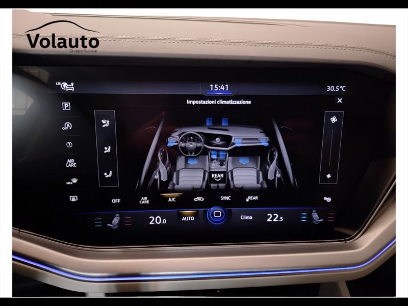 GuidiCar - VOLKSWAGEN Touareg 2021 Touareg 3.0 V6 tdi Elegance R-Line Exterior Pack 231cv tiptronic Usato