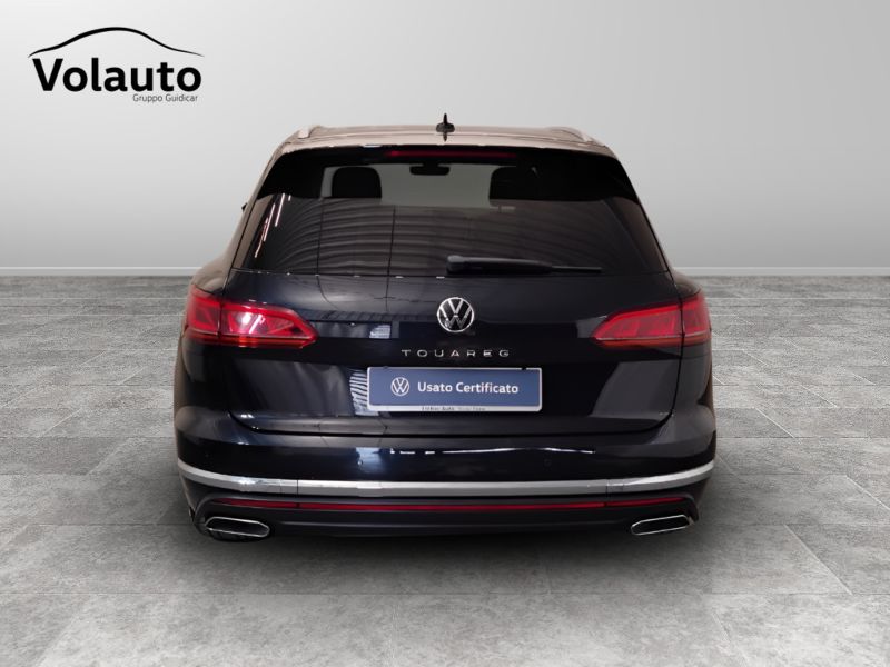 GuidiCar - VOLKSWAGEN Touareg 2021 Touareg 3.0 V6 tdi Elegance R-Line Exterior Pack 231cv tiptronic Usato