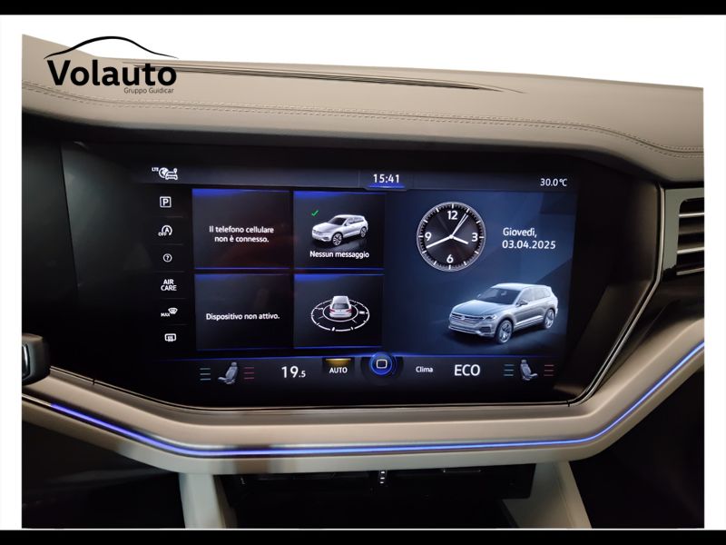 GuidiCar - VOLKSWAGEN Touareg 2021 Touareg 3.0 V6 tdi Elegance R-Line Exterior Pack 231cv tiptronic Usato