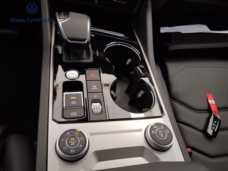 GuidiCar - VOLKSWAGEN Touareg                                  TOUAREG ELEGANCE 3.0 V6 TDI SCR 170 KW ( MY 23