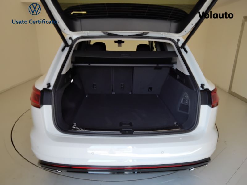 GuidiCar - VOLKSWAGEN Touareg                                  TOUAREG ELEGANCE 3.0 V6 TDI SCR 170 KW ( MY 23