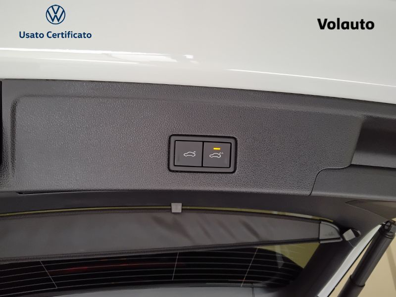 GuidiCar - VOLKSWAGEN Touareg                                  TOUAREG ELEGANCE 3.0 V6 TDI SCR 170 KW ( MY 23