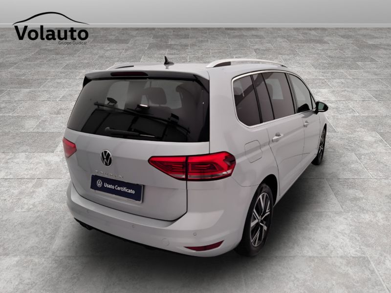 GuidiCar - VOLKSWAGEN Touran 2024 Touran 2.0 tdi Executive dsg Usato