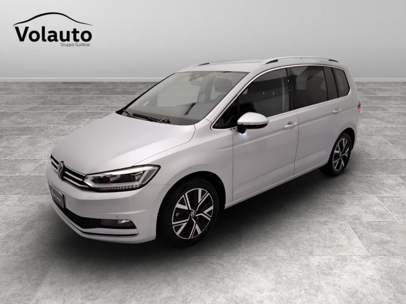 GuidiCar - VOLKSWAGEN Touran 2024 Touran 2.0 tdi Executive dsg Usato