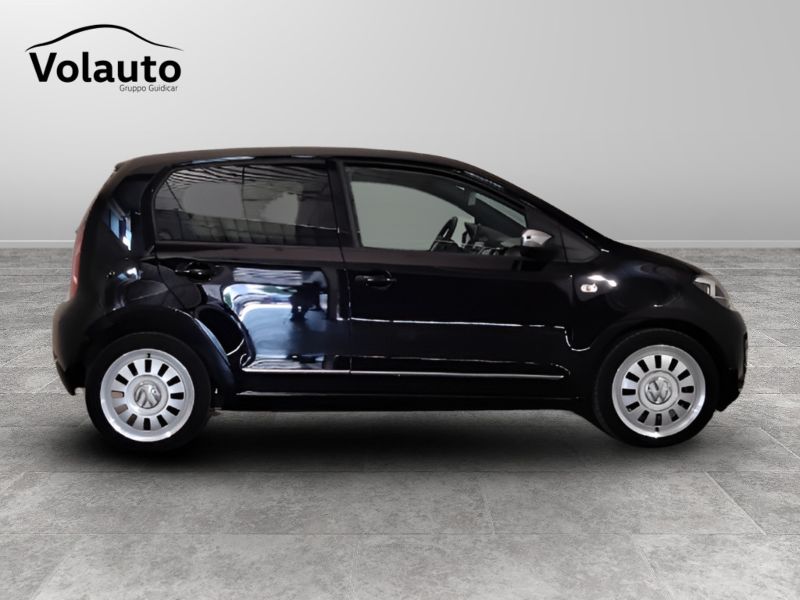 GuidiCar - VOLKSWAGEN up! 2016 up! 1.0 High up! 75cv 5p E6 Usato