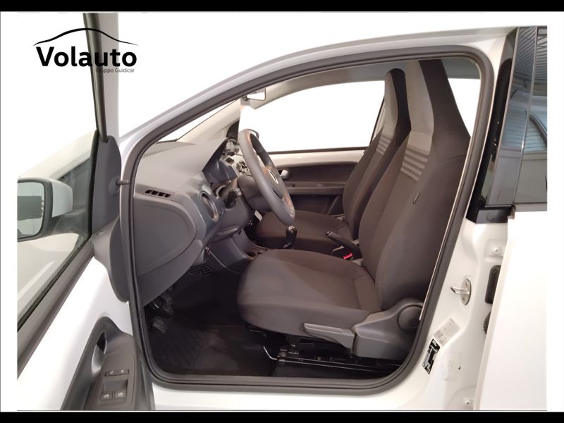 GuidiCar - VOLKSWAGEN up! 2022 up! 5p 1.0 eco up! Move up! 68cv my20 Usato