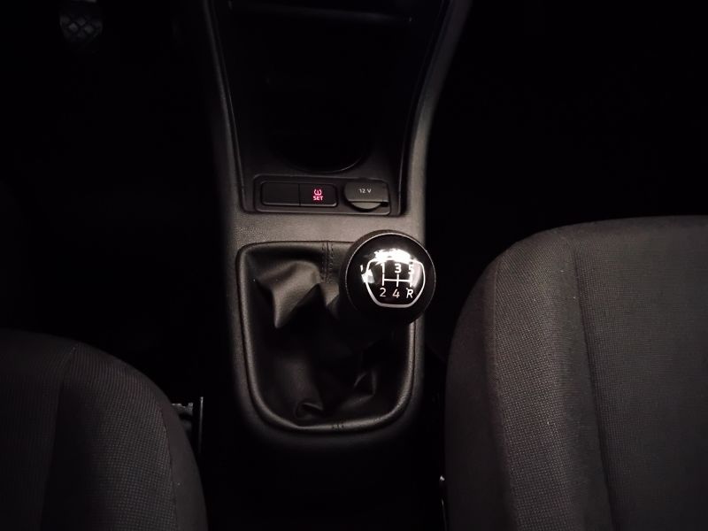 GuidiCar - VOLKSWAGEN up! 2022 up! 5p 1.0 eco up! Move up! 68cv my20 Usato