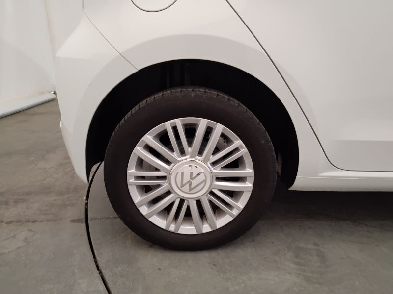 GuidiCar - VOLKSWAGEN up! 2022 up! 5p 1.0 eco up! Move up! 68cv my20 Usato