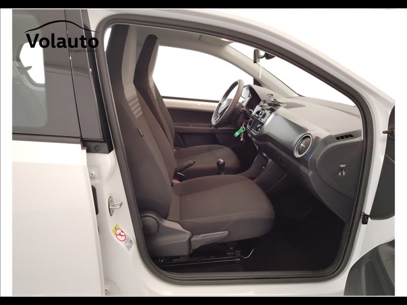 GuidiCar - VOLKSWAGEN up! 2022 up! 5p 1.0 eco up! Move up! 68cv my20 Usato