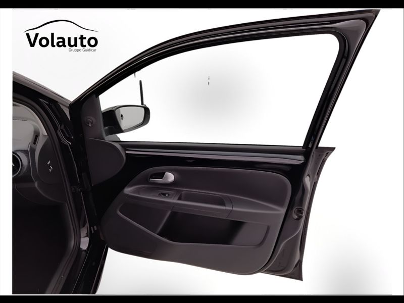 GuidiCar - VOLKSWAGEN up! 2022 up! 5p 1.0 evo Move up! 65cv Usato